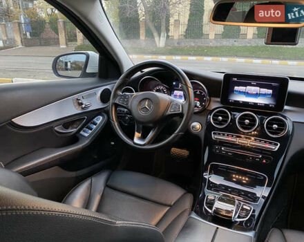 Белый Мерседес Ц-Класс, объемом двигателя 2.2 л и пробегом 150 тыс. км за 19500 $, фото 40 на Automoto.ua