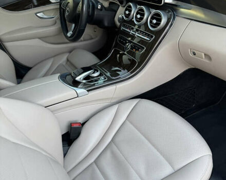 Белый Мерседес Ц-Класс, объемом двигателя 2 л и пробегом 140 тыс. км за 17500 $, фото 10 на Automoto.ua