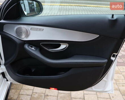 Белый Мерседес Ц-Класс, объемом двигателя 2.2 л и пробегом 326 тыс. км за 18900 $, фото 41 на Automoto.ua