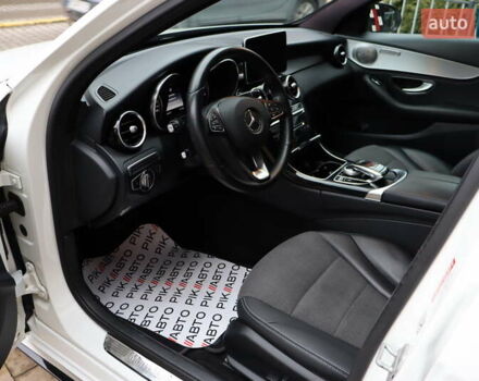 Белый Мерседес Ц-Класс, объемом двигателя 2.2 л и пробегом 326 тыс. км за 18900 $, фото 15 на Automoto.ua