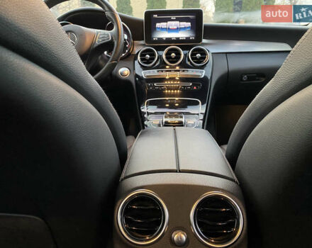 Белый Мерседес Ц-Класс, объемом двигателя 2.2 л и пробегом 150 тыс. км за 19500 $, фото 39 на Automoto.ua