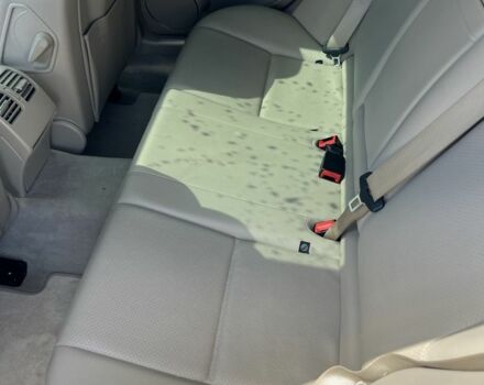 Белый Мерседес Ц-Класс, объемом двигателя 1.8 л и пробегом 138 тыс. км за 15000 $, фото 8 на Automoto.ua