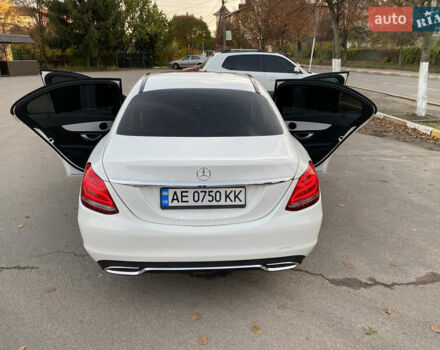 Мерседес Ц-Класс 2014 в Киеве на Automoto.ua Белый Мерседес Ц-Класс, объемом двигателя 2.2 л и пробегом 150 тыс. км за 19700 $, фото 15 на Automoto.ua