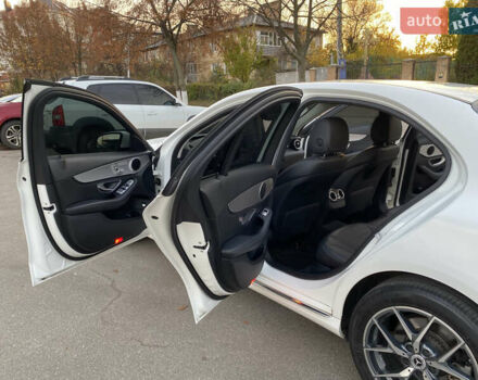 Белый Мерседес Ц-Класс, объемом двигателя 2.2 л и пробегом 150 тыс. км за 19500 $, фото 58 на Automoto.ua