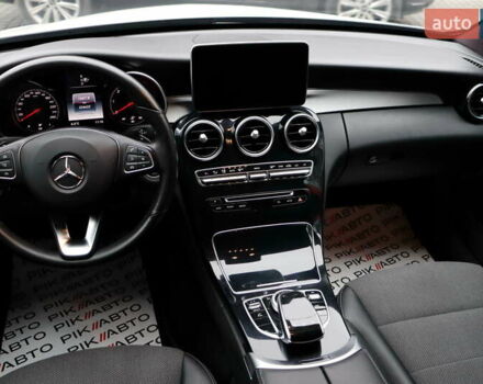 Белый Мерседес Ц-Класс, объемом двигателя 2.2 л и пробегом 326 тыс. км за 18900 $, фото 33 на Automoto.ua