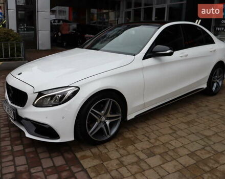 Белый Мерседес Ц-Класс, объемом двигателя 2.2 л и пробегом 326 тыс. км за 18900 $, фото 9 на Automoto.ua