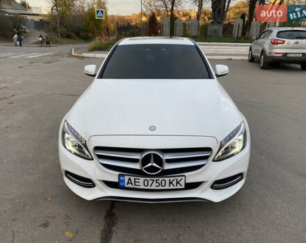 Мерседес Ц-Класс 2014 в Киеве на Automoto.ua Белый Мерседес Ц-Класс, объемом двигателя 2.2 л и пробегом 150 тыс. км за 19700 $, фото 1 на Automoto.ua