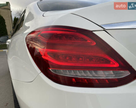 Белый Мерседес Ц-Класс, объемом двигателя 2.2 л и пробегом 150 тыс. км за 19500 $, фото 19 на Automoto.ua