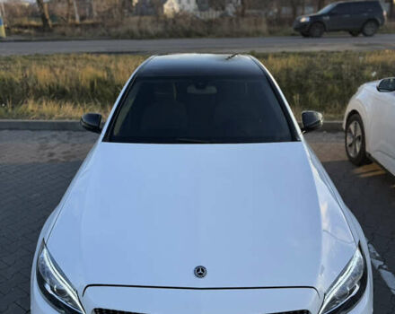 Белый Мерседес Ц-Класс, объемом двигателя 2 л и пробегом 140 тыс. км за 17500 $, фото 3 на Automoto.ua