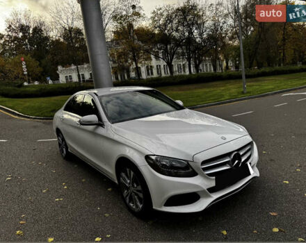 Мерседес Ц-Класс 2014 в Киеве на Automoto.ua Белый Мерседес Ц-Класс, объемом двигателя 2 л и пробегом 98 тыс. км за 20500 $, фото 2 на Automoto.ua