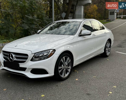 Мерседес Ц-Класс 2014 в Киеве на Automoto.ua Белый Мерседес Ц-Класс, объемом двигателя 2 л и пробегом 98 тыс. км за 20500 $, фото 4 на Automoto.ua