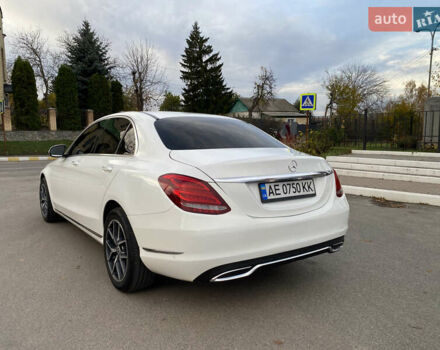 Белый Мерседес Ц-Класс, объемом двигателя 2.2 л и пробегом 150 тыс. км за 19500 $, фото 10 на Automoto.ua
