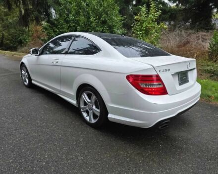 Белый Мерседес Ц-Класс, объемом двигателя 1.8 л и пробегом 81 тыс. км за 8000 $, фото 3 на Automoto.ua