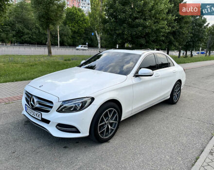 Белый Мерседес Ц-Класс, объемом двигателя 2.2 л и пробегом 150 тыс. км за 20850 $, фото 3 на Automoto.ua