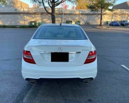 Білий Мерседес Ц-Клас, об'ємом двигуна 3.5 л та пробігом 146 тис. км за 9200 $, фото 3 на Automoto.ua