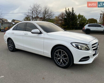 Белый Мерседес Ц-Класс, объемом двигателя 2.2 л и пробегом 150 тыс. км за 19500 $, фото 9 на Automoto.ua