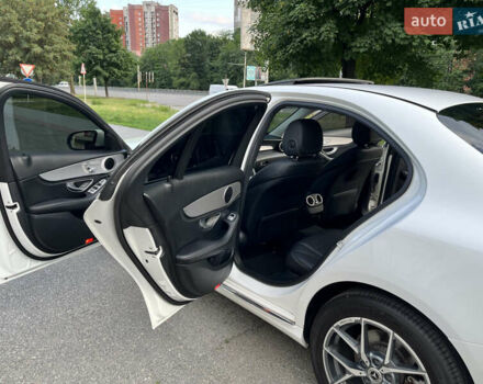 Белый Мерседес Ц-Класс, объемом двигателя 2.2 л и пробегом 150 тыс. км за 20500 $, фото 40 на Automoto.ua