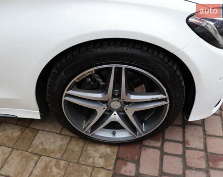 Белый Мерседес Ц-Класс, объемом двигателя 2.2 л и пробегом 326 тыс. км за 18900 $, фото 3 на Automoto.ua