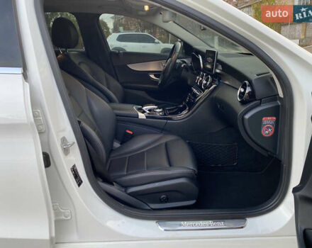 Мерседес Ц-Класс 2014 в Киеве на Automoto.ua Белый Мерседес Ц-Класс, объемом двигателя 2.2 л и пробегом 150 тыс. км за 19700 $, фото 33 на Automoto.ua