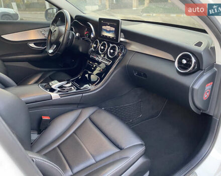 Мерседес Ц-Класс 2014 в Киеве на Automoto.ua Белый Мерседес Ц-Класс, объемом двигателя 2.2 л и пробегом 150 тыс. км за 19700 $, фото 32 на Automoto.ua