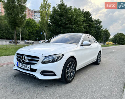 Белый Мерседес Ц-Класс, объемом двигателя 2.2 л и пробегом 150 тыс. км за 20500 $, фото 12 на Automoto.ua