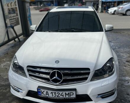 Белый Мерседес Ц-Класс, объемом двигателя 1.8 л и пробегом 138 тыс. км за 15000 $, фото 16 на Automoto.ua