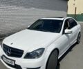Белый Мерседес Ц-Класс, объемом двигателя 1.8 л и пробегом 138 тыс. км за 15000 $, фото 1 на Automoto.ua