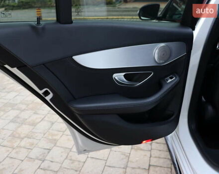 Белый Мерседес Ц-Класс, объемом двигателя 2.2 л и пробегом 326 тыс. км за 18900 $, фото 29 на Automoto.ua