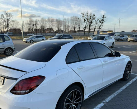 Белый Мерседес Ц-Класс, объемом двигателя 2 л и пробегом 140 тыс. км за 17500 $, фото 4 на Automoto.ua