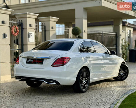 Білий Мерседес Ц-Клас, об'ємом двигуна 2 л та пробігом 125 тис. км за 21900 $, фото 7 на Automoto.ua