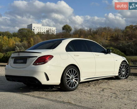 Білий Мерседес Ц-Клас, об'ємом двигуна 1.99 л та пробігом 124 тис. км за 17999 $, фото 11 на Automoto.ua
