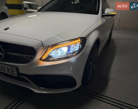 Белый Мерседес Ц-Класс, объемом двигателя 1.99 л и пробегом 109 тыс. км за 18900 $, фото 11 на Automoto.ua