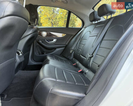 Білий Мерседес Ц-Клас, об'ємом двигуна 1.99 л та пробігом 124 тис. км за 17999 $, фото 21 на Automoto.ua