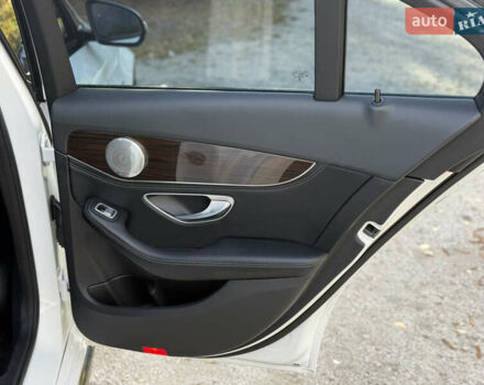 Білий Мерседес Ц-Клас, об'ємом двигуна 1.99 л та пробігом 124 тис. км за 17999 $, фото 22 на Automoto.ua