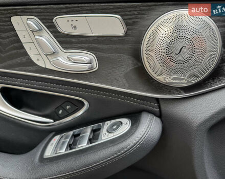 Белый Мерседес Ц-Класс, объемом двигателя 2 л и пробегом 140 тыс. км за 20500 $, фото 27 на Automoto.ua