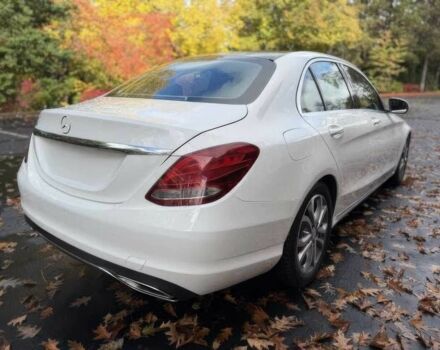 Белый Мерседес Ц-Класс, объемом двигателя 2 л и пробегом 76 тыс. км за 14500 $, фото 4 на Automoto.ua