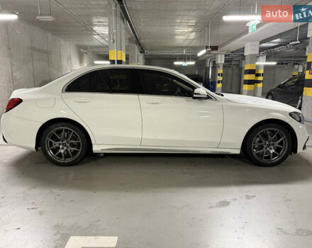 Белый Мерседес Ц-Класс, объемом двигателя 1.99 л и пробегом 109 тыс. км за 18900 $, фото 6 на Automoto.ua