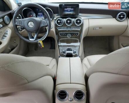 Білий Мерседес Ц-Клас, об'ємом двигуна 2 л та пробігом 119 тис. км за 3000 $, фото 7 на Automoto.ua