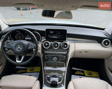 Білий Мерседес Ц-Клас, об'ємом двигуна 1.99 л та пробігом 160 тис. км за 16999 $, фото 10 на Automoto.ua