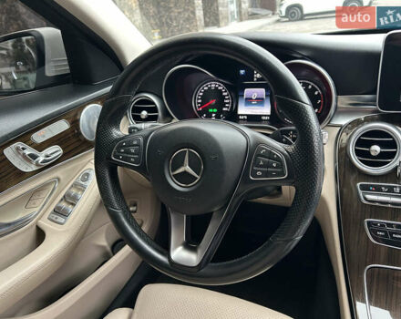 Білий Мерседес Ц-Клас, об'ємом двигуна 2 л та пробігом 165 тис. км за 17999 $, фото 29 на Automoto.ua