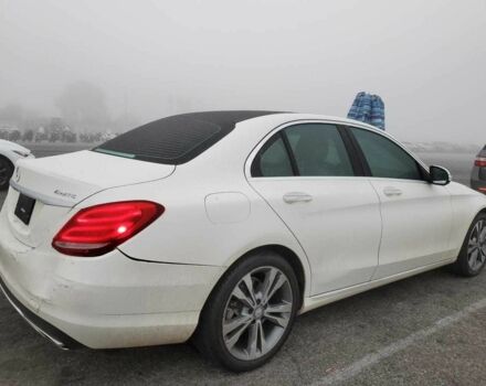 Білий Мерседес Ц-Клас, об'ємом двигуна 2 л та пробігом 26 тис. км за 3500 $, фото 2 на Automoto.ua