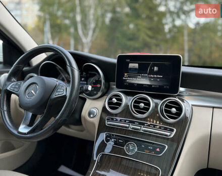 Білий Мерседес Ц-Клас, об'ємом двигуна 1.99 л та пробігом 160 тис. км за 16999 $, фото 23 на Automoto.ua