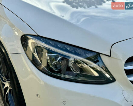 Білий Мерседес Ц-Клас, об'ємом двигуна 2 л та пробігом 125 тис. км за 21900 $, фото 39 на Automoto.ua