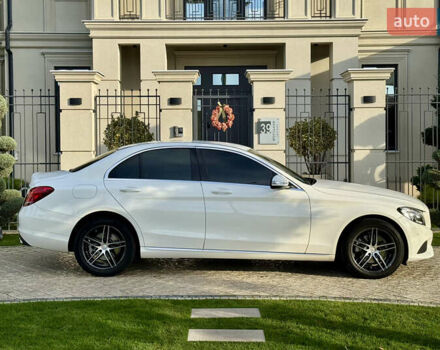 Білий Мерседес Ц-Клас, об'ємом двигуна 2 л та пробігом 125 тис. км за 21900 $, фото 6 на Automoto.ua