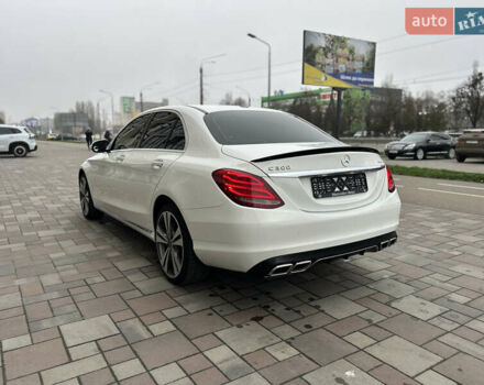 Білий Мерседес Ц-Клас, об'ємом двигуна 2 л та пробігом 165 тис. км за 17999 $, фото 3 на Automoto.ua