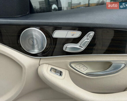 Білий Мерседес Ц-Клас, об'ємом двигуна 2 л та пробігом 165 тис. км за 17999 $, фото 25 на Automoto.ua