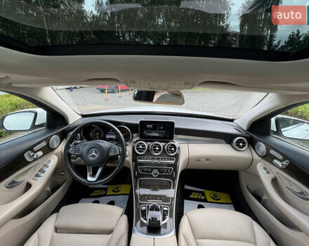 Білий Мерседес Ц-Клас, об'ємом двигуна 1.99 л та пробігом 160 тис. км за 16999 $, фото 14 на Automoto.ua
