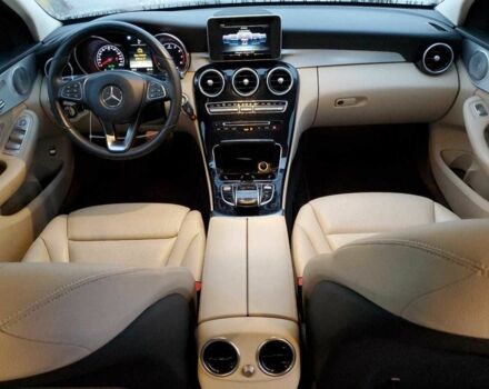 Білий Мерседес Ц-Клас, об'ємом двигуна 2 л та пробігом 26 тис. км за 3500 $, фото 7 на Automoto.ua