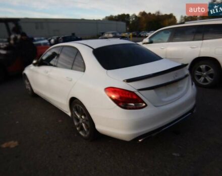 Белый Мерседес Ц-Класс, объемом двигателя 2 л и пробегом 163 тыс. км за 11700 $, фото 3 на Automoto.ua
