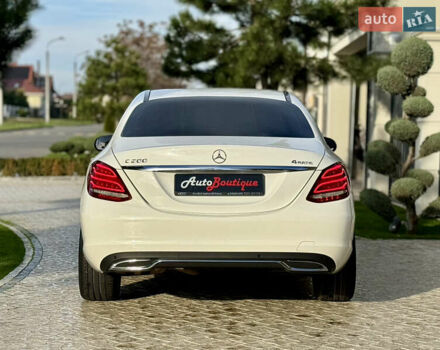 Білий Мерседес Ц-Клас, об'ємом двигуна 2 л та пробігом 125 тис. км за 21900 $, фото 10 на Automoto.ua
